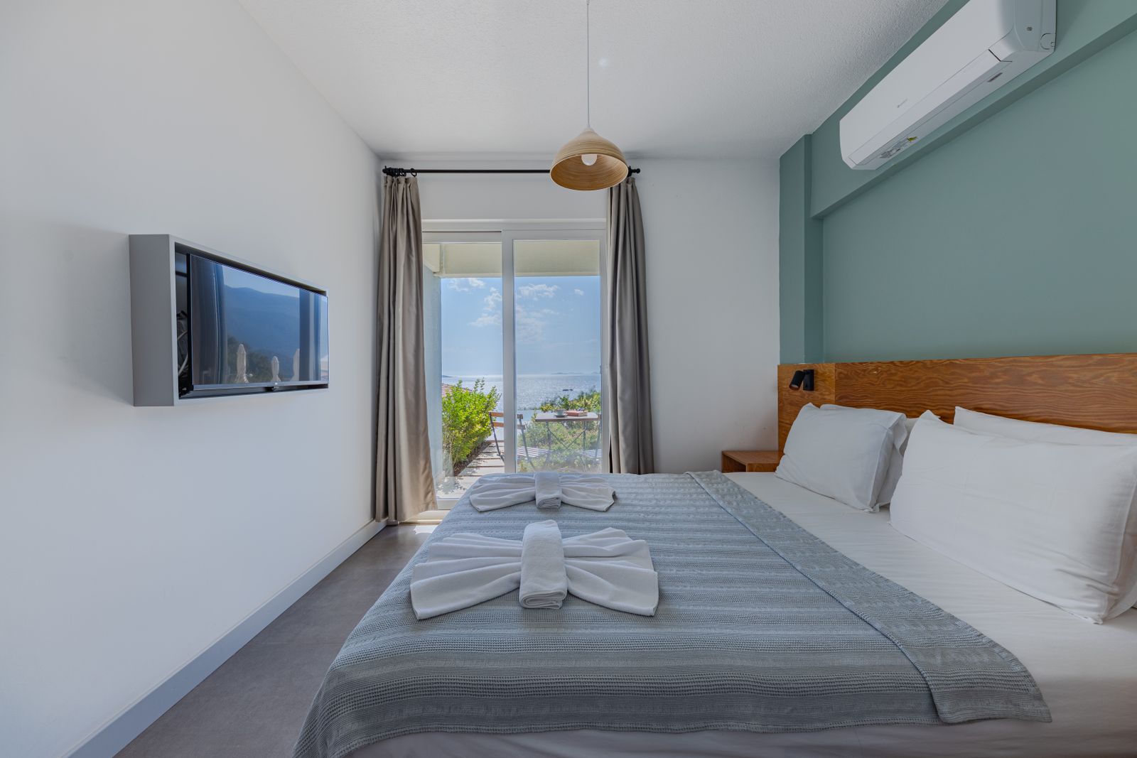 Ocean View King view and seating
